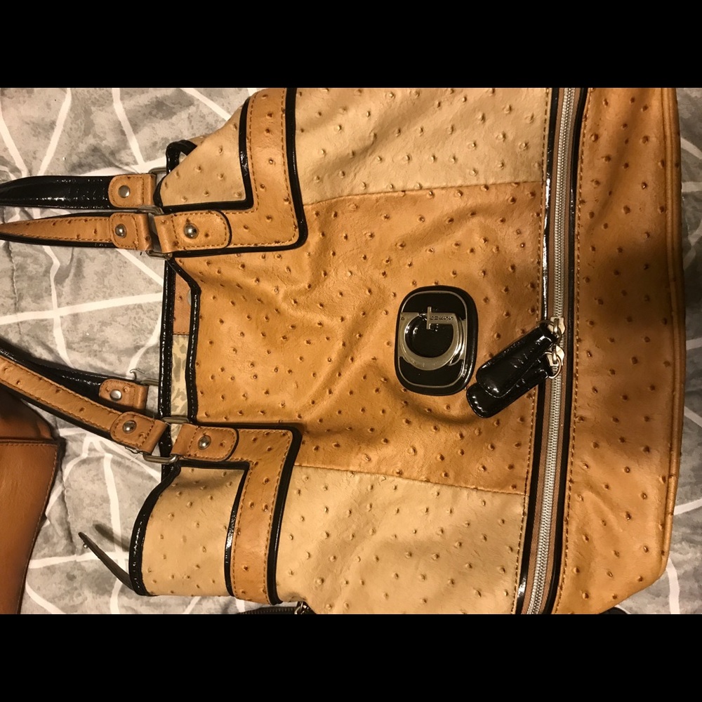 Purses - Picture 4 of 7